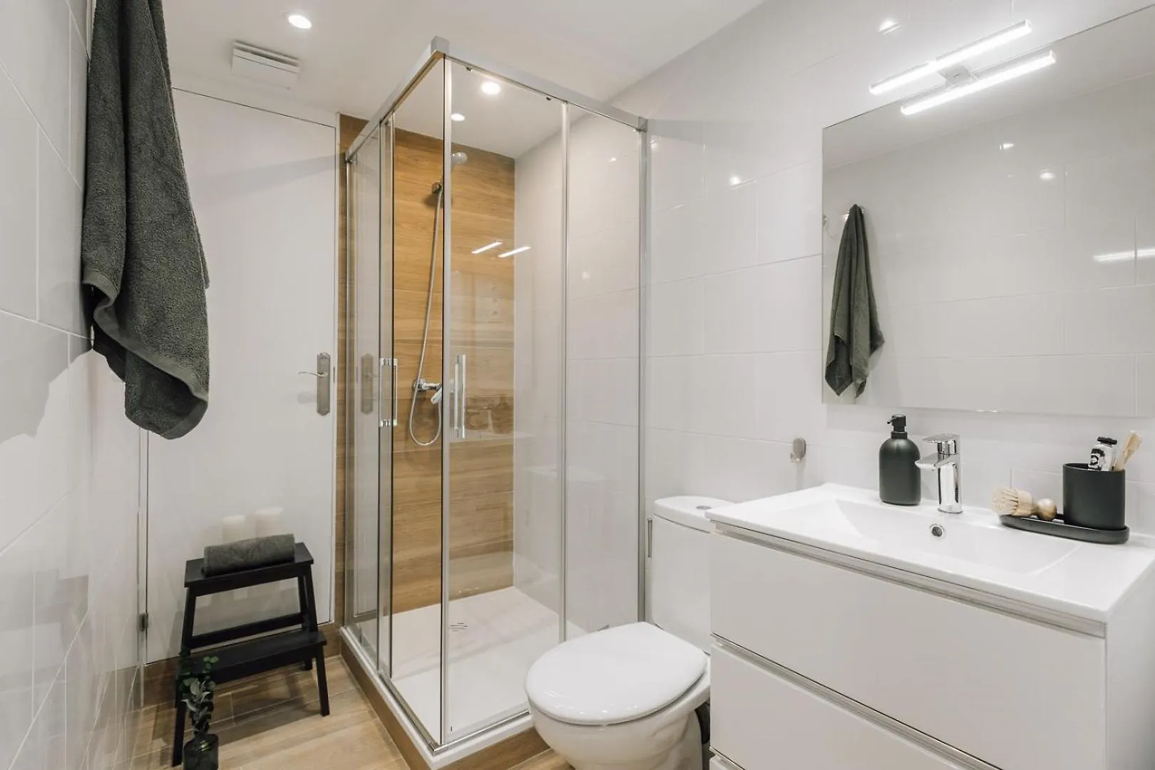 Acatenango - 2 Bedrooms In El Born Barcelona